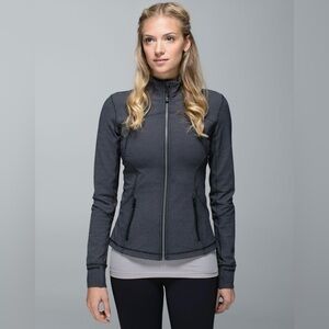 LULULEMON ATHLETICA DEFINE Ladies Size 4 Grey Mesh Pattern Zip Up Jacket